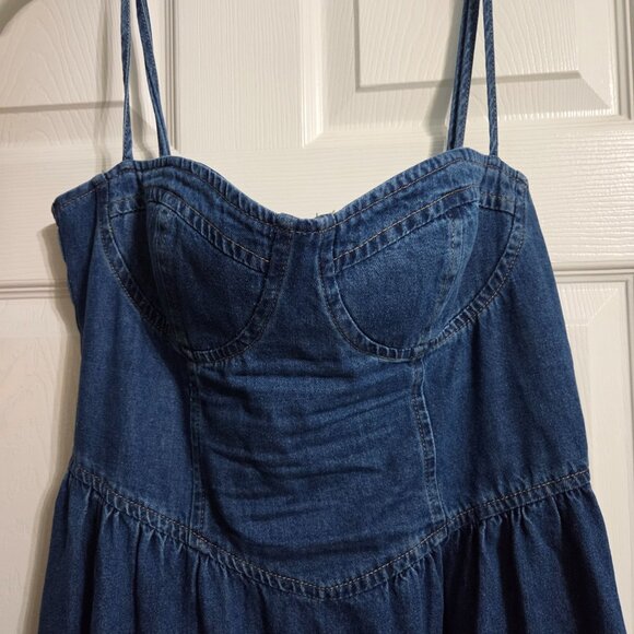 Commense Dress - Picture 1 of 6